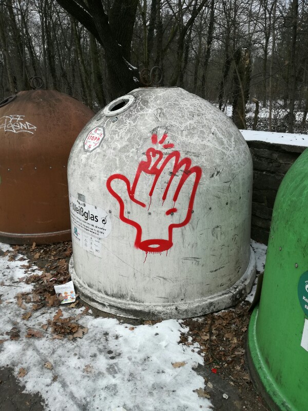 h Container (Berlin, Treptow, Photo by Stefan Klenke)