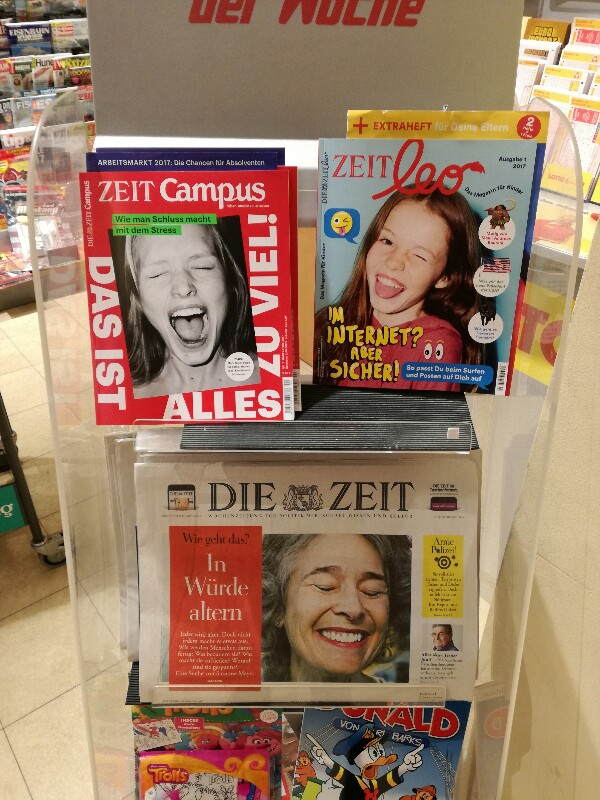 Photo of three Zeit magazines with women on their covers - photo by Stefan Klenke